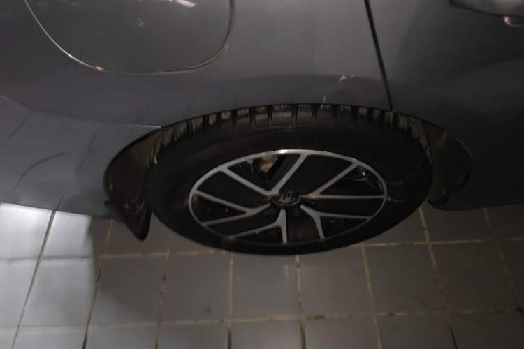 Used BYD Qin L 2024 DM-i 120KM Leading Model Exterior 5