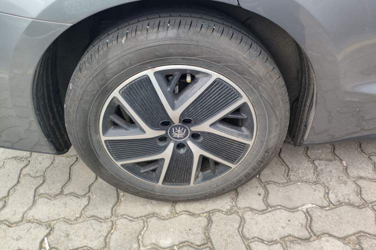 Used BYD Qin L 2024 DM-i 80KM Beyond Model Exterior 5