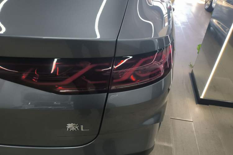 Used BYD Qin L 2024 DM-i 120KM Beyond Model Exterior 6