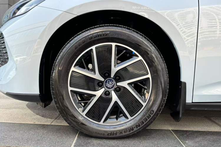 Used BYD Qin L 2024 DM-i 120KM Leading Model Exterior 8