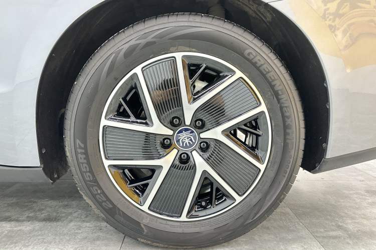 Used BYD Qin L 2024 DM-i 120KM Beyond Model Exterior 8