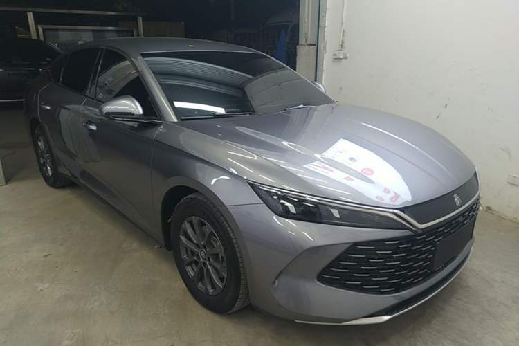Used BYD Qin L 2024 DM-i 80KM Leading Model Front Right 45 Deg