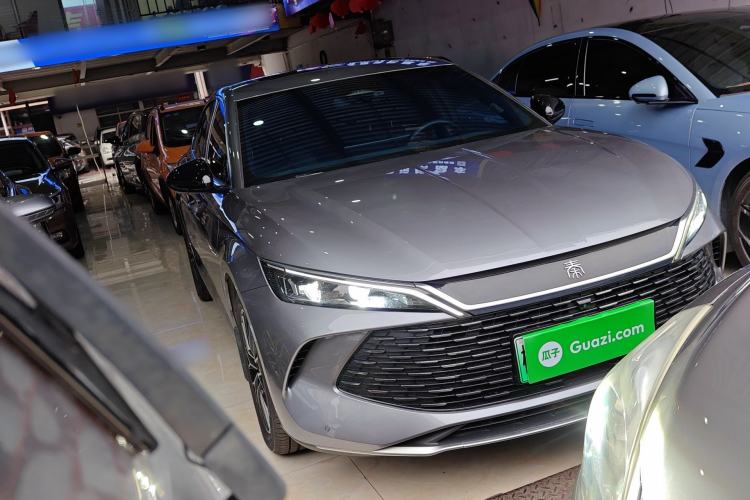 Used BYD Qin L 2024 DM-i 120KM Excellence Model Front Right 45 Deg