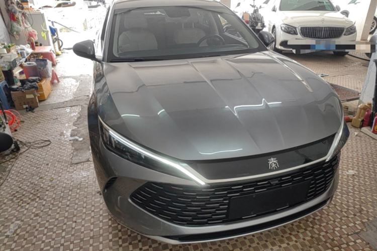 Used BYD Qin L 2024 DM-i 80KM Beyond Model Front Right 45 Deg