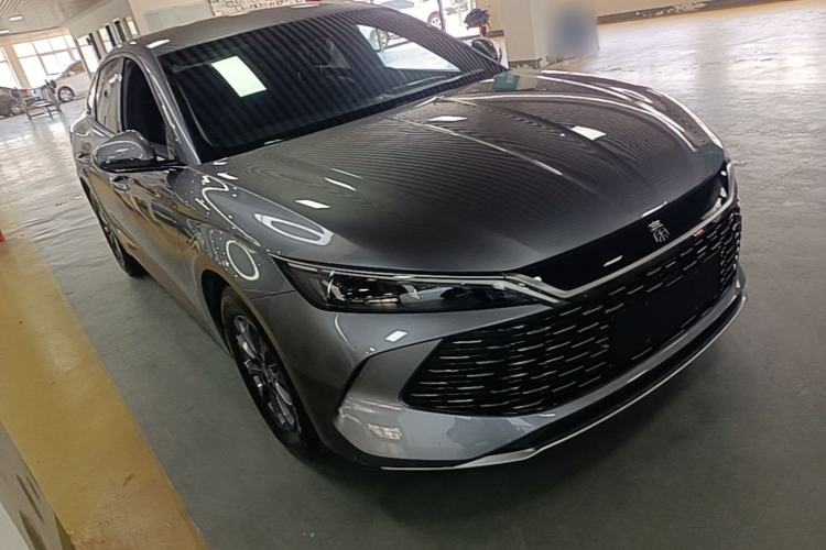 Used BYD Qin L 2024 DM-i 80KM Leading Model Front Right 45 Deg