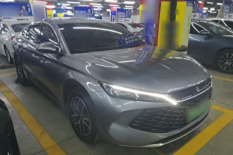 Used BYD Qin L 2024 DM-i 120KM Leading Model Front Right 45 Deg