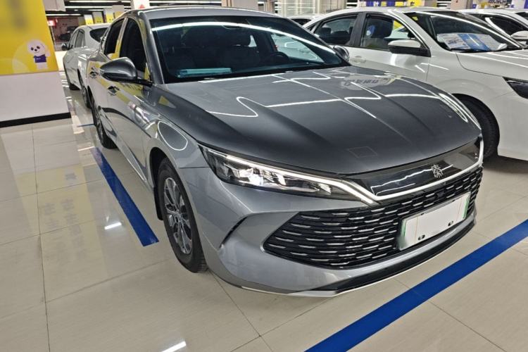 Used BYD Qin L 2024 DM-i 80KM Leading Model Front Right 45 Deg