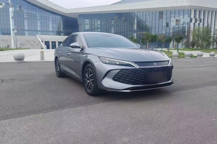 Used BYD Qin L 2024 DM-i 80KM Beyond Model Front Right 45 Deg
