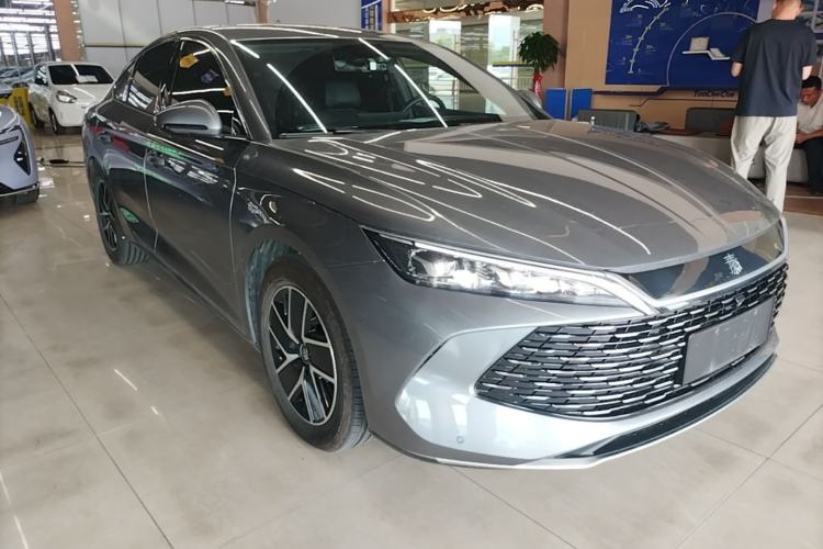 Used BYD Qin L 2024 DM-i 80KM Beyond Model Front Right 45 Deg