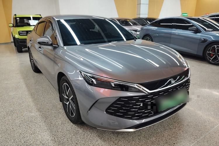 Used BYD Qin L 2024 DM-i 80KM Beyond Model Front Right 45 Deg