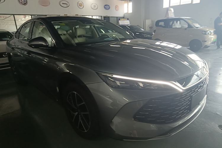 Used BYD Qin L 2024 DM-i 120KM Beyond Model Front Right 45 Deg