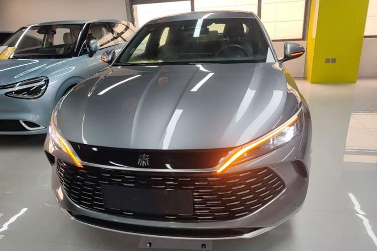 Used BYD Qin L 2024 DM-i 120KM Excellence Model Front