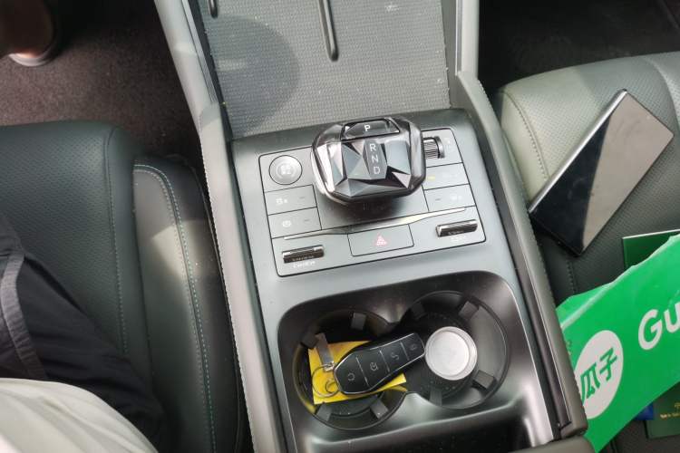 Used BYD Qin L 2024 DM-i 80KM Beyond Model Gear Lever