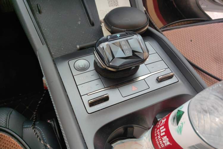 Used BYD Qin L 2024 DM-i 80KM Leading Model Gear Lever