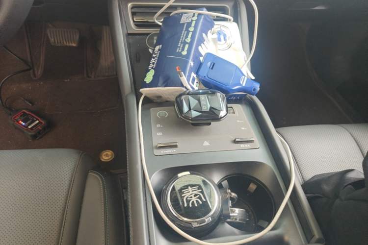 Used BYD Qin L 2024 DM-i 120KM Leading Model Gear Lever