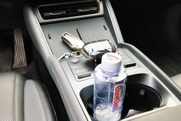 Used BYD Qin L 2024 DM-i 120KM Leading Model Gear Lever