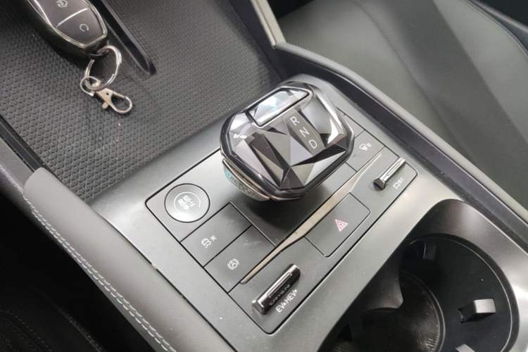 Used BYD Qin L 2024 DM-i 80KM Leading Model Gear Lever