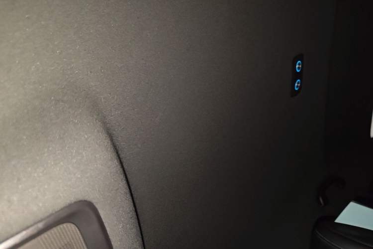Used BYD Qin L 2024 DM-i 80KM Beyond Model Headliner