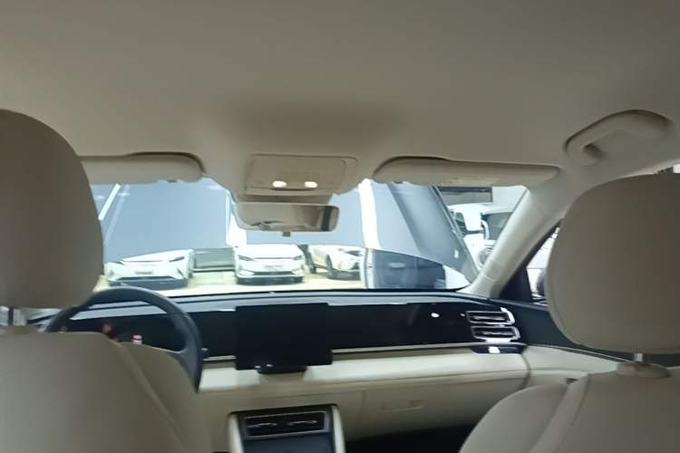 Used BYD Qin L 2024 DM-i 80KM Leading Model Headliner