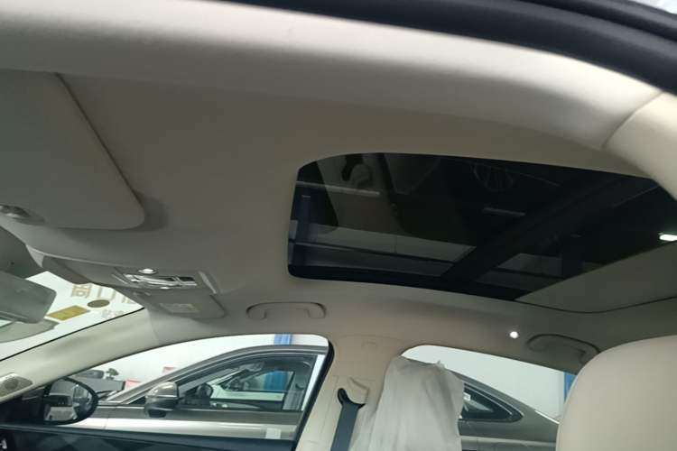 Used BYD Qin L 2024 DM-i 120KM Beyond Model Headliner