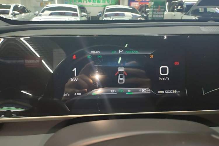 Used BYD Qin L 2024 DM-i 120KM Leading Model Instrument Cluster