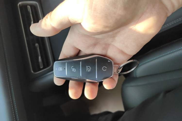 Used BYD Qin L 2024 DM-i 120KM Leading Model Interior 1