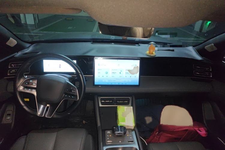 Used BYD Qin L 2024 DM-i 120KM Beyond Model Interior 2