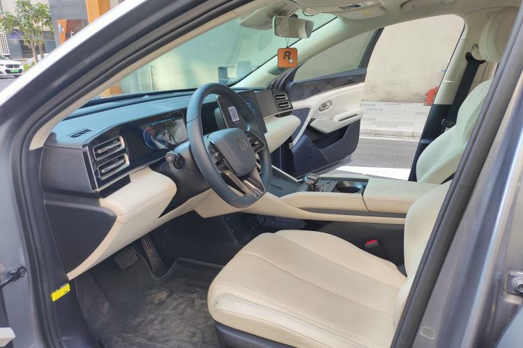 Used BYD Qin L 2024 DM-i 80KM Beyond Model Interior 2