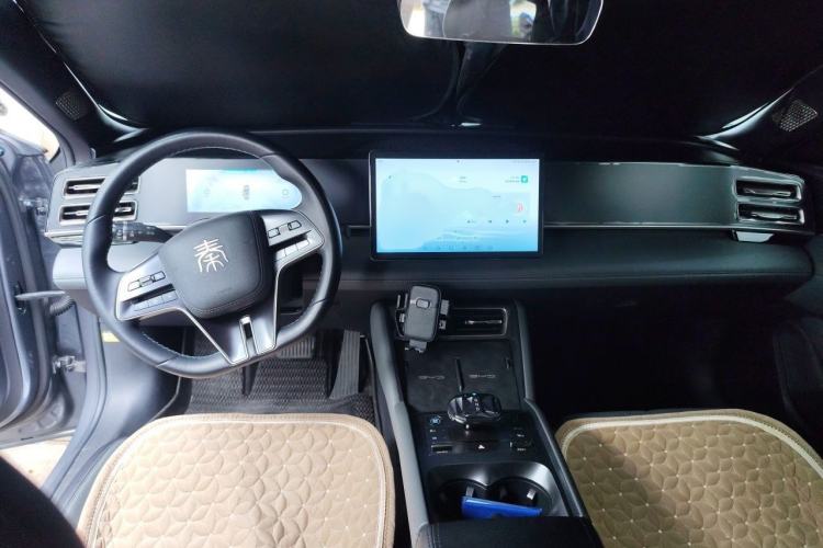 Used BYD Qin L 2024 DM-i 120KM Leading Model Interior 2