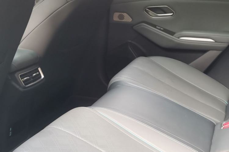 Used BYD Qin L 2024 DM-i 120KM Excellence Model Interior 6