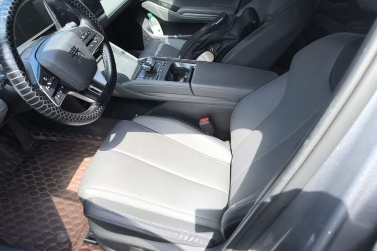 Used BYD Qin L 2024 DM-i 120KM Beyond Model Left Front Seat