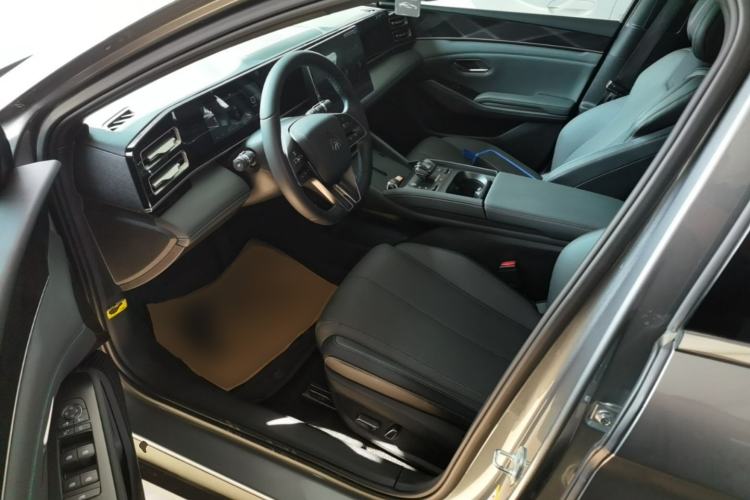 Used BYD Qin L 2024 DM-i 80KM Beyond Model Left Front Seat