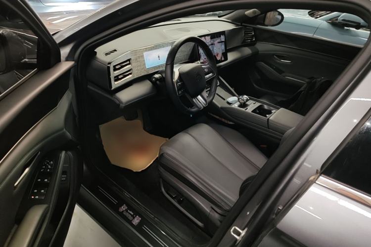 Used BYD Qin L 2024 DM-i 80KM Beyond Model Left Front Seat
