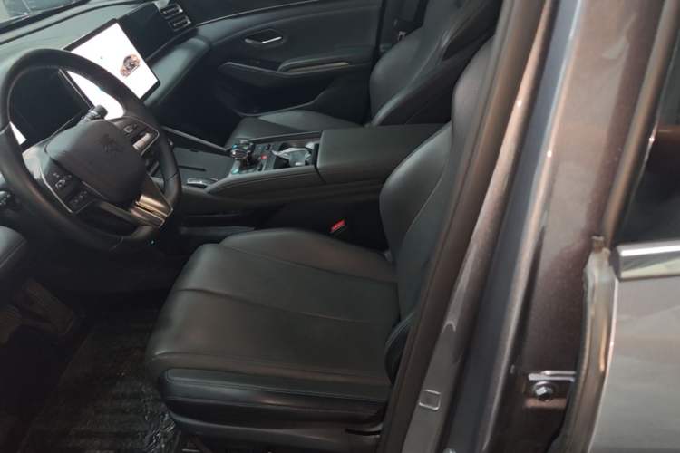 Used BYD Qin L 2024 DM-i 80KM Beyond Model Left Front Seat