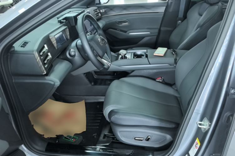 Used BYD Qin L 2024 DM-i 120KM Beyond Model Left Front Seat