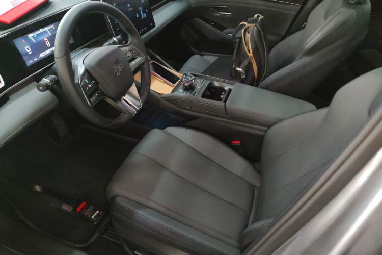 Used BYD Qin L 2024 DM-i 120KM Leading Model Left Front Seat