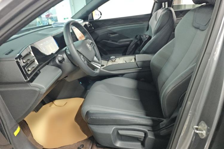 Used BYD Qin L 2024 DM-i 80KM Leading Model Left Front Seat