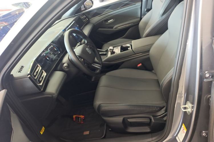 Used BYD Qin L 2024 DM-i 80KM Leading Model Left Front Seat