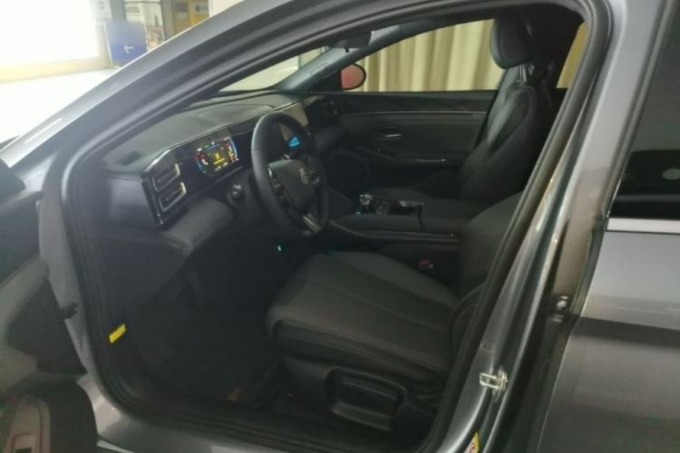 Used BYD Qin L 2024 DM-i 80KM Leading Model Left Front Seat