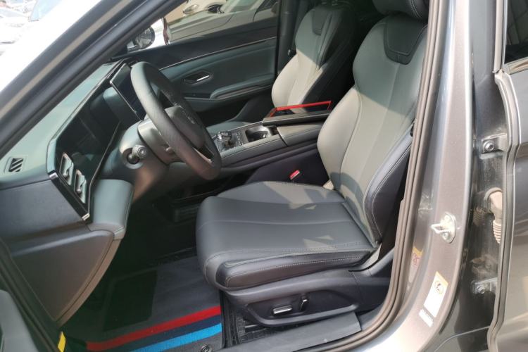 Used BYD Qin L 2024 DM-i 120KM Leading Model Left Front Seat