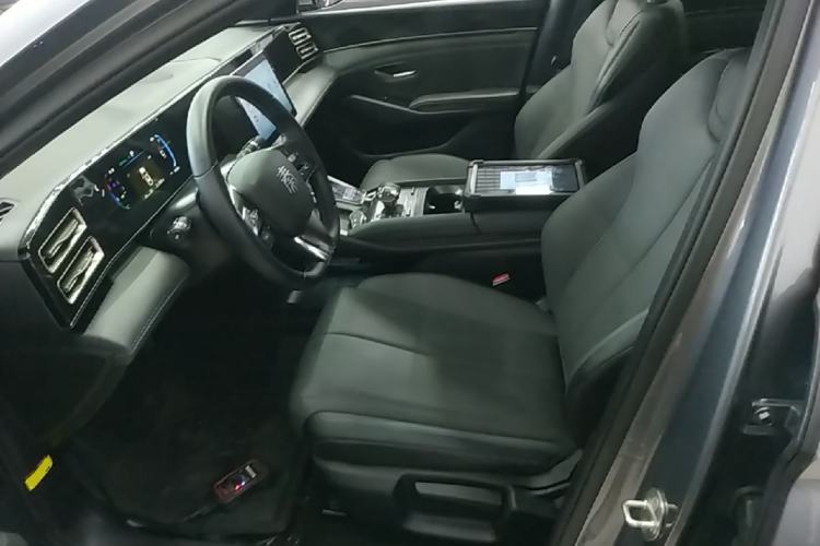 Used BYD Qin L 2024 DM-i 80KM Leading Model Left Front Seat