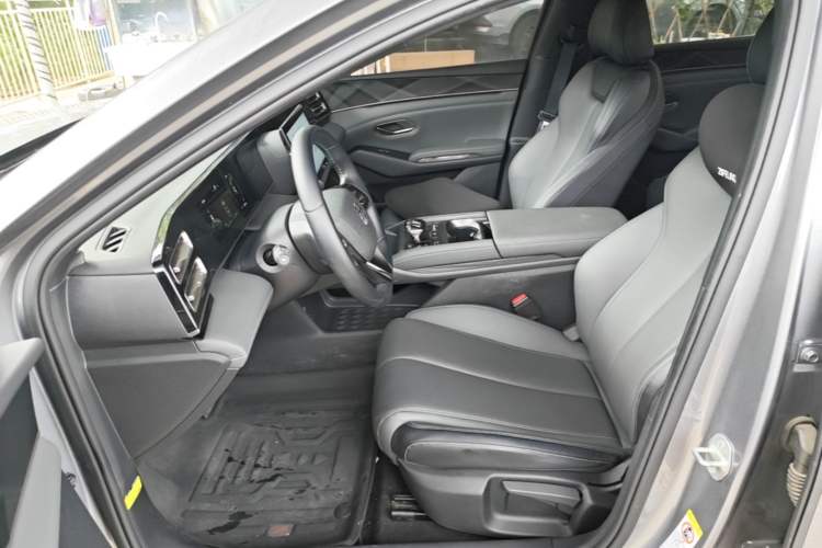 Used BYD Qin L 2024 DM-i 80KM Leading Model Left Front Seat