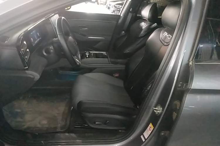 Used BYD Qin L 2024 DM-i 120KM Leading Model Left Front Seat