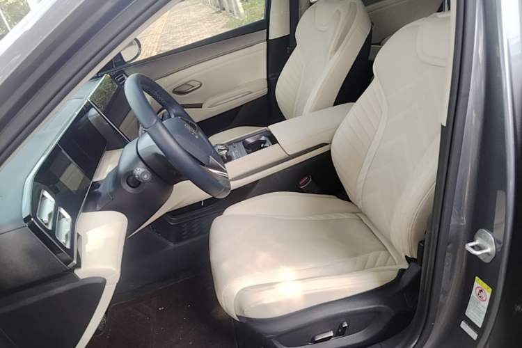 Used BYD Qin L 2024 DM-i 120KM Excellence Model Left Front Seat