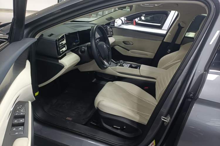 Used BYD Qin L 2024 DM-i 120KM Excellence Model Left Front Seat