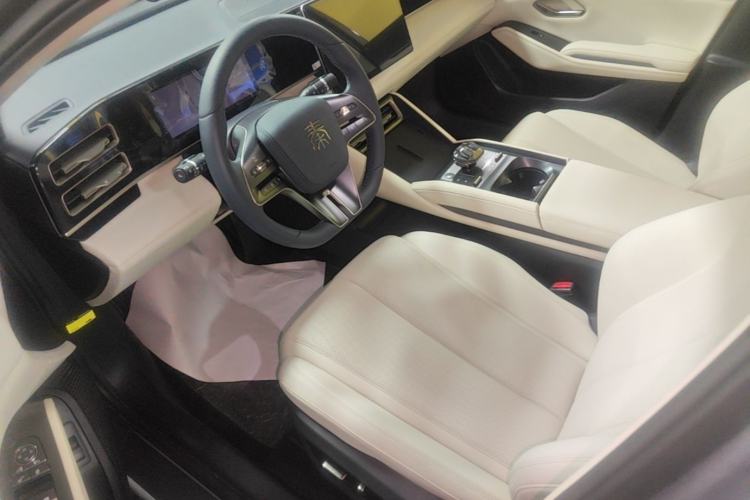 Used BYD Qin L 2024 DM-i 80KM Beyond Model Left Front Seat