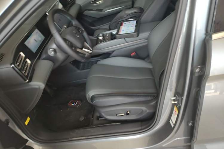 Used BYD Qin L 2024 DM-i 120KM Beyond Model Left Front Seat