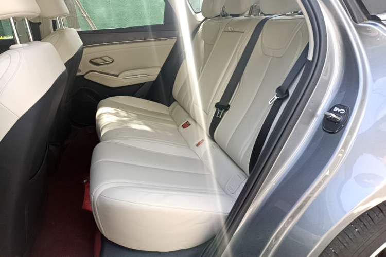 Used BYD Qin L 2024 DM-i 120KM Beyond Model Left Rear Seat