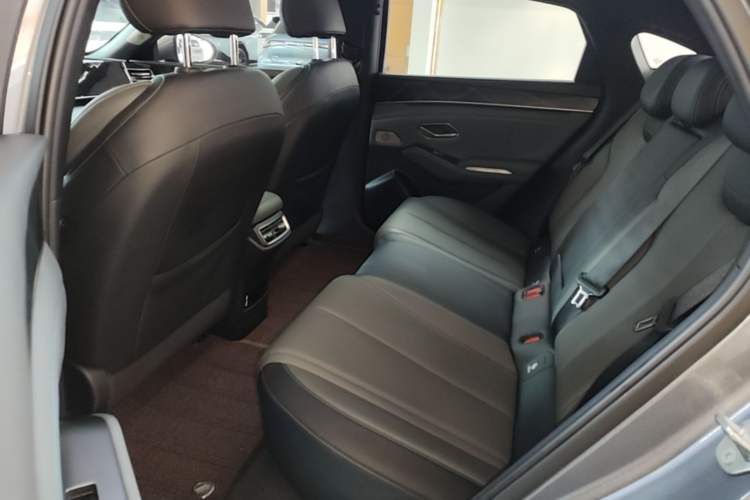 Used BYD Qin L 2024 DM-i 120KM Beyond Model Left Rear Seat
