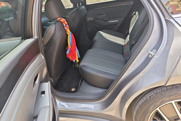 Used BYD Qin L 2024 DM-i 80KM Beyond Model Left Rear Seat